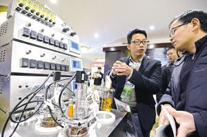 第八届中国工业生物技术发展高峰论坛在新区隆重举行，共绘生物技术开发新蓝图